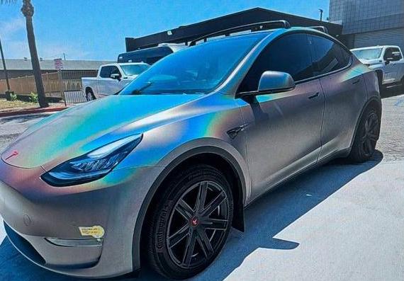 TESLA MODEL Y 2021 5YJYGDEE5MF302322 image